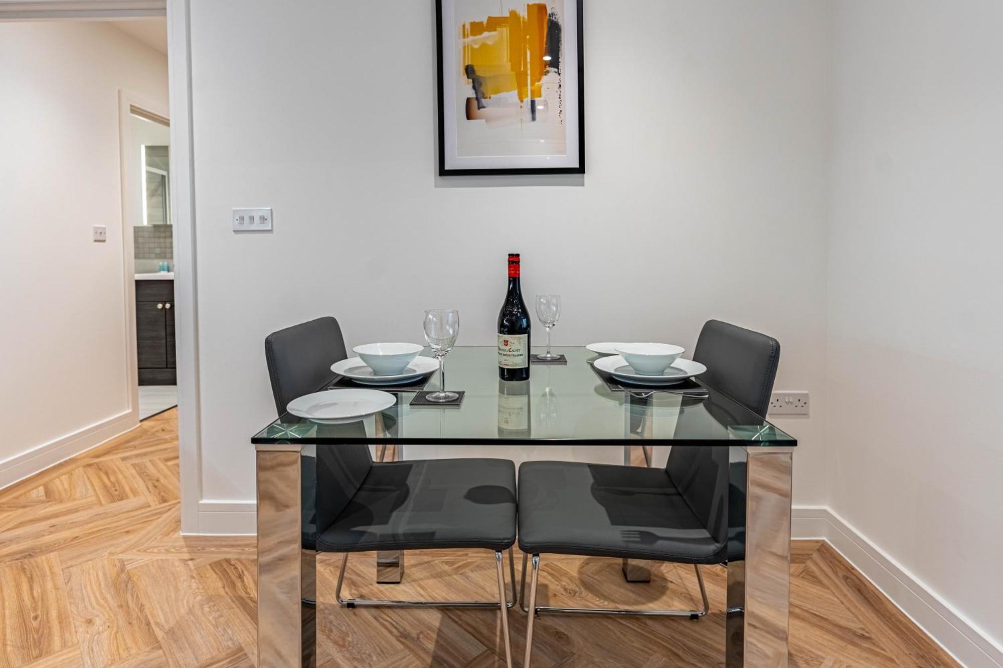 Wellington House By Celador Apartment Reading
