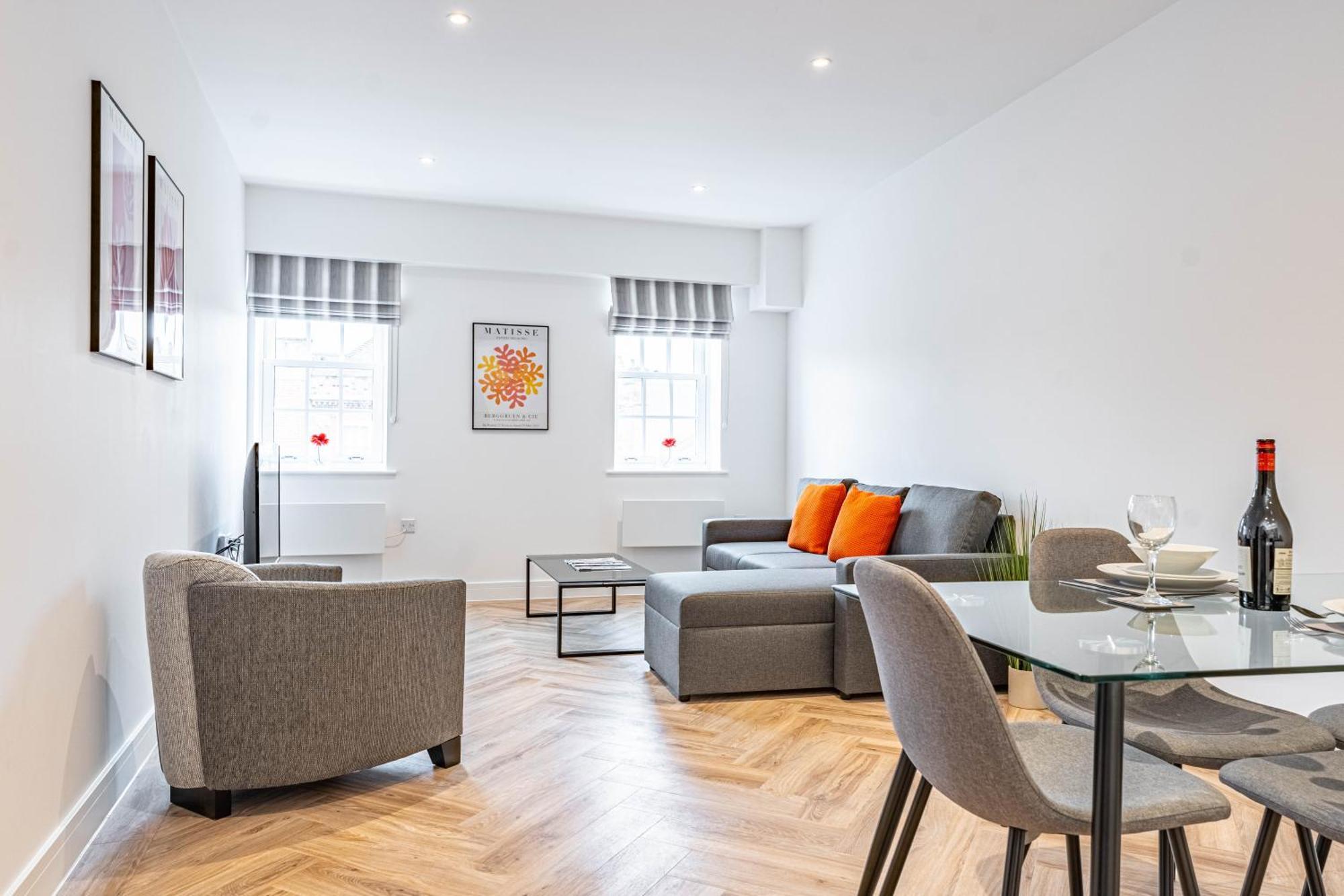 Wellington House By Celador